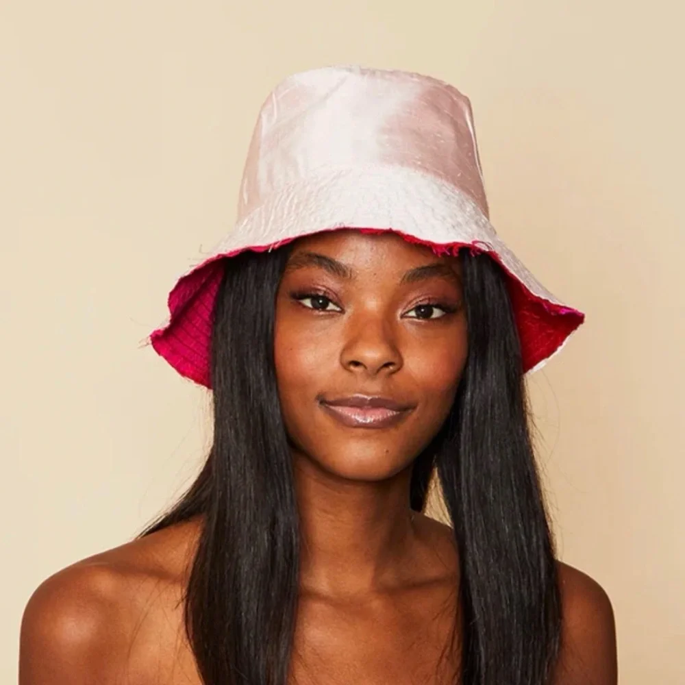 Eugenia Kim fuchsia pale